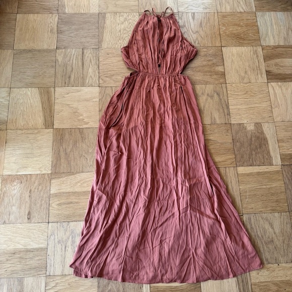 ASTR The Label XL Mid Cutout Sleeveless Maxi Dress Clay Brown Vacation Wedding - Picture 4 of 9